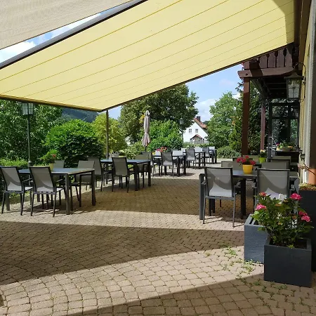 ホテル Landhaus Oberaurach 3*
