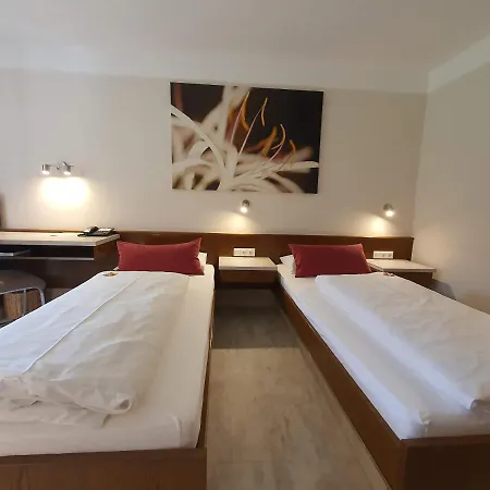 Landhaus Oberaurach Hotell 3*
