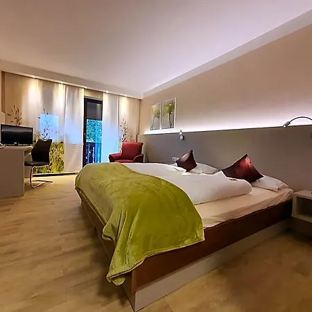 Hotell Landhaus Oberaurach 3*